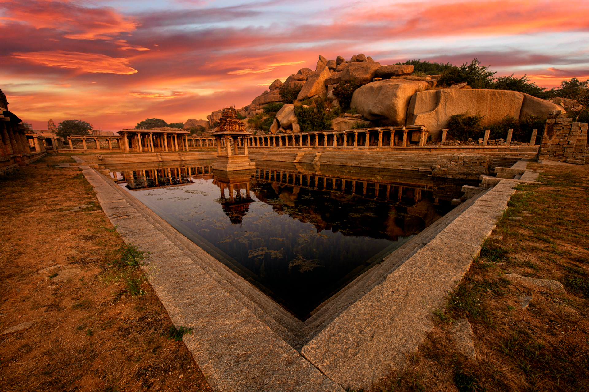 Pushkarni Hampi